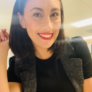 Meet your Posher, Lucia